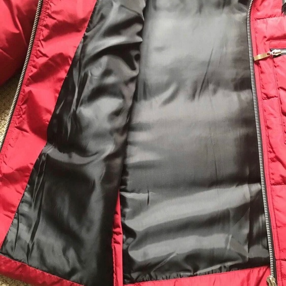 Amazon Coat - Picture 2 of 4